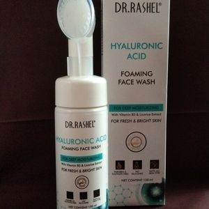 DR.RASHEL HYALURONIC ACID FOAMING FACEWASH