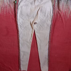 White Jeggins Pant