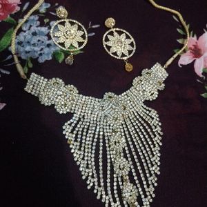 white ston jewellery set goldn clr