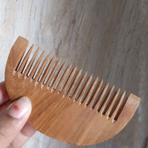 FREE BAG 🛍️ WITH WOOD HAIR COMB