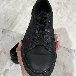 ZARA MONOCHROME BLACK SNEAKERS EUR 41