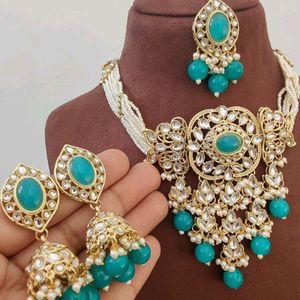 Necklace Set With Earrings And Tika