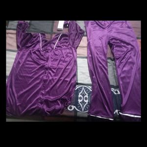 Like New Satin Night Suit In 34 Bust