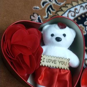 Teddy With Flower 🌺 ( In Heart Shape Box )