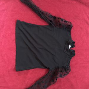 Black Crop top