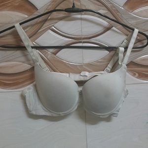 Like New 2 Pis bra