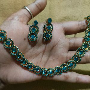 Its A Necklace Set Of Green Stone With Earrings