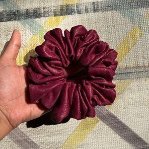 Marron Scrunchie