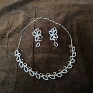 ARTIFICIAL NECKLACE WITH EARRING • JEWELLERY SET