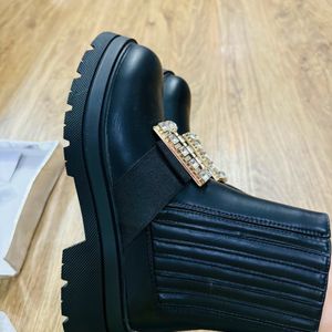 Ket Imported Luxurious Women Boots