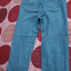 Urbanic jeans with pearl pocket ( high waisted)