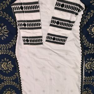 Embroidered Straight Kurta