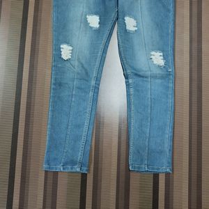 W-18 Size-32 Slim Fit Women Denim Jeans