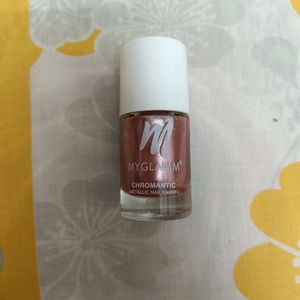 Myglamm Galactic Glamour Nail Enamel