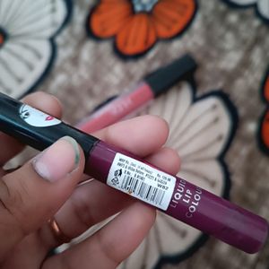 Set Of Two Lipstick