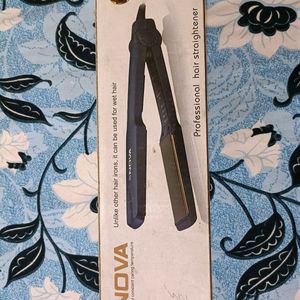 Nova Hair Straightner