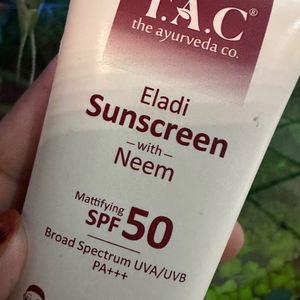 Tac sunscreen