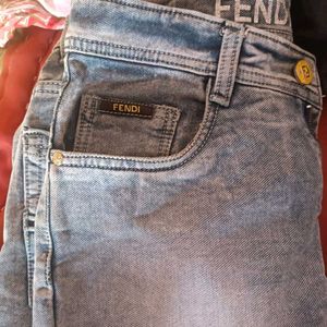 TRENDING DENIM JEANS