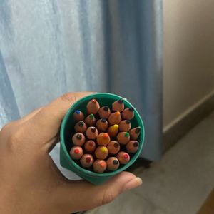 Stylish Pencil Colours