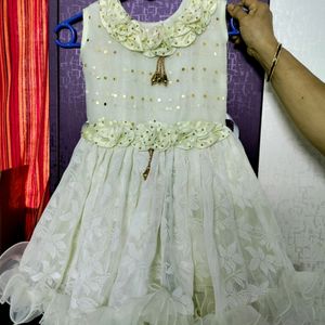 New Frock For 4 to 6 Years Girls