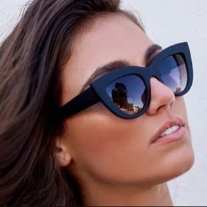 Cat eye Sunglasses black