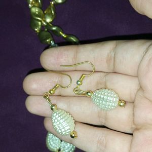 Price Drop!! Necklace With Pair Of Earrings.