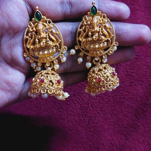 Jumkas Earring Set