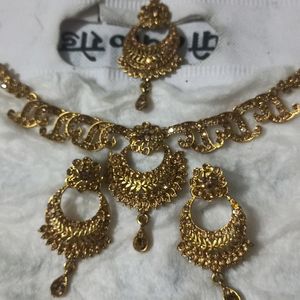 Necklace Set