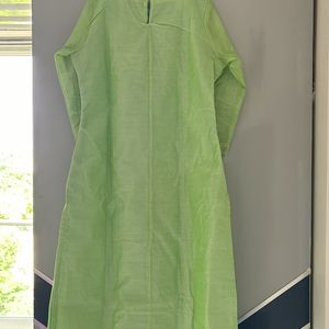 Vishudh Fluorescent Green Embroidered Kurta