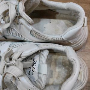 Used Sports Shoes