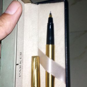 Parker Orginal ₹999 Pen In Just ₹600