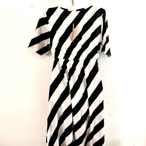 Black And White Stripe Dress ( Women)