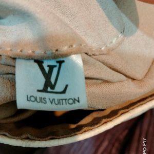 Original Louis Vuitton Slingbag 👜