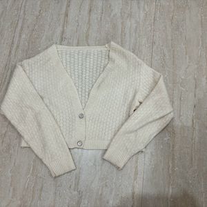 Pintresty Cute White Crop Sweater