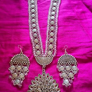 Premium Quality Neck Piece With Earrings