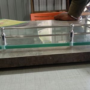 This is a 8 mm Plane Glass Shelf