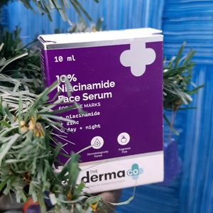 The Derma Co Serum