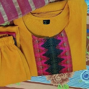 Mustard Suit Pant Set With Dupatta