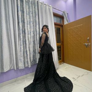 Lahanga Cum Gown