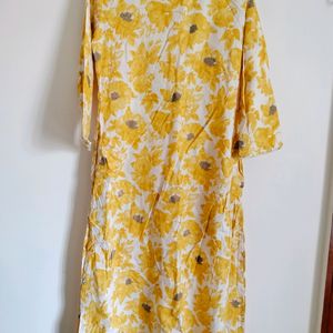 Floral White & Yellow Embroidered Kurta