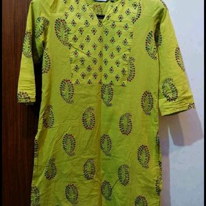 Beautiful Max Kurti