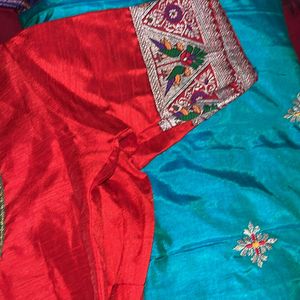 4Huge  Wedding Wear Saree Combo With Blaouse