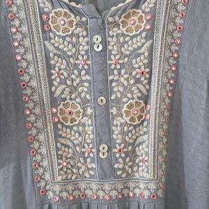 Women Beautiful Kurta