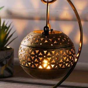 Mettal Night Lamp With Curved Art