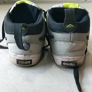 Asian Grey Colour Shoes Of 6UK Size