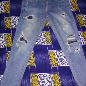 Branded Boyfriend Ripped Jeans