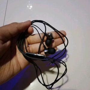 New Motorola Earphone