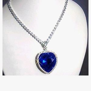 The Famous Titanic Heart of Ocean Pendant Necklace