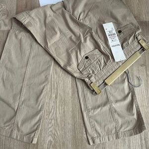 Bershka Multiple Pocket Cargo Pant 🤎