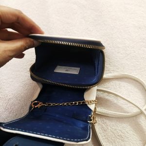 Sling Bag